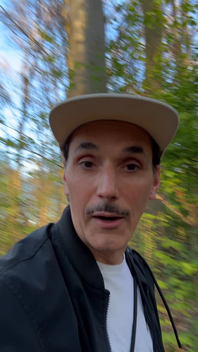 Verlooooosung. Zu gewinnen gibts 2 Paar Barfußschuhe von @splayathletics (ein paar pro Gewinnerin/Gewinner)

1x den REV LTS Sydney und 
1x den REV HTS Los Angeles 

Kommentiert mit eurer Schuhgröße und welches der beiden Modelle euch am besten gefällt, folgt @splayathletics und mir und schon seid ihr dabei. 

Die Gewinner/innen werden von mir per PN benachrichtigt und mitmachen könnt ihr bis Dienstag, den 14.04. 11:59 Uhr 

Die Schuhe sind echt toll und sehen mega gut aus. 
Hier gibts nur Sachen, die ich selbst schon getestet hab und mag. 

Ganz viel Erfolg! 
Tschüsssss 😁

#atriathleteslife #barfußschuhe #splayskate #splayshoes #gewinnspiel